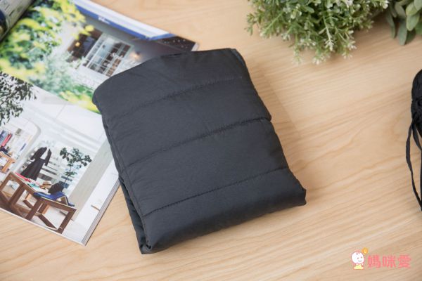 akachan honpo - 輕薄羽絨遮罩-黑色 (76×70cm)