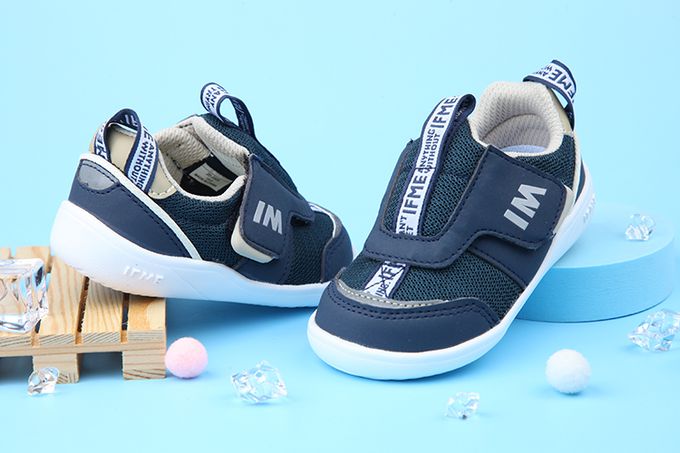 日本IFME - 輕量系列深藍寶寶機能學步鞋-深藍色