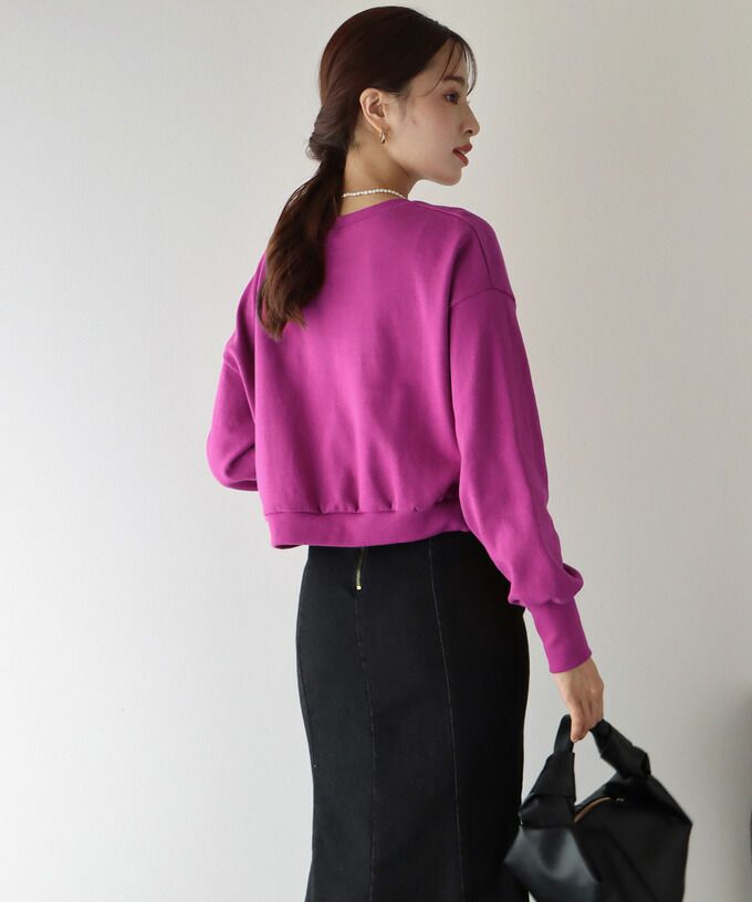 日本 BLUE EAST - 圓領百搭短版長袖上衣-草綠