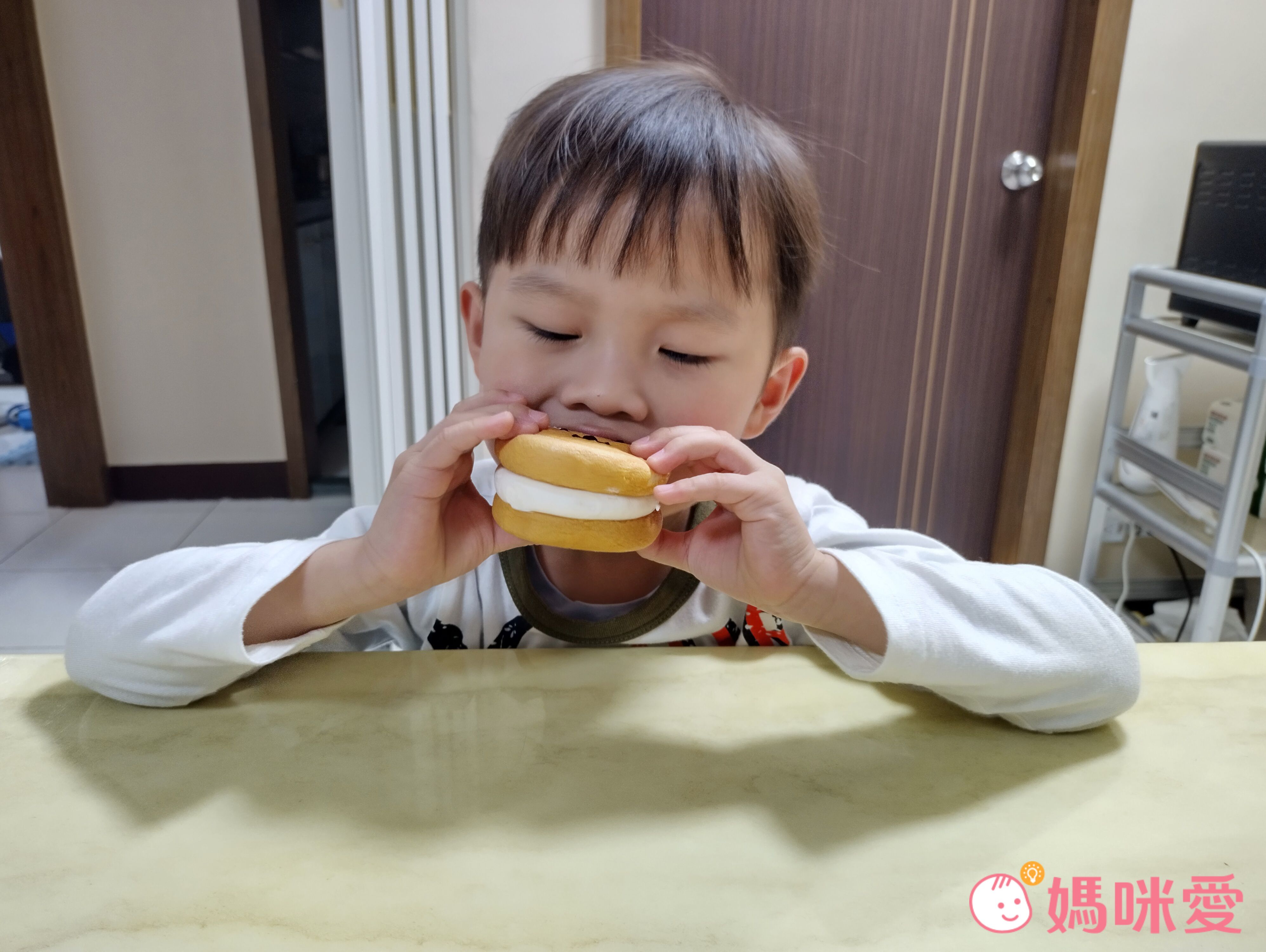 1盒免運【卷卷烘焙】媽咪愛獨家組合生乳銅鑼燒