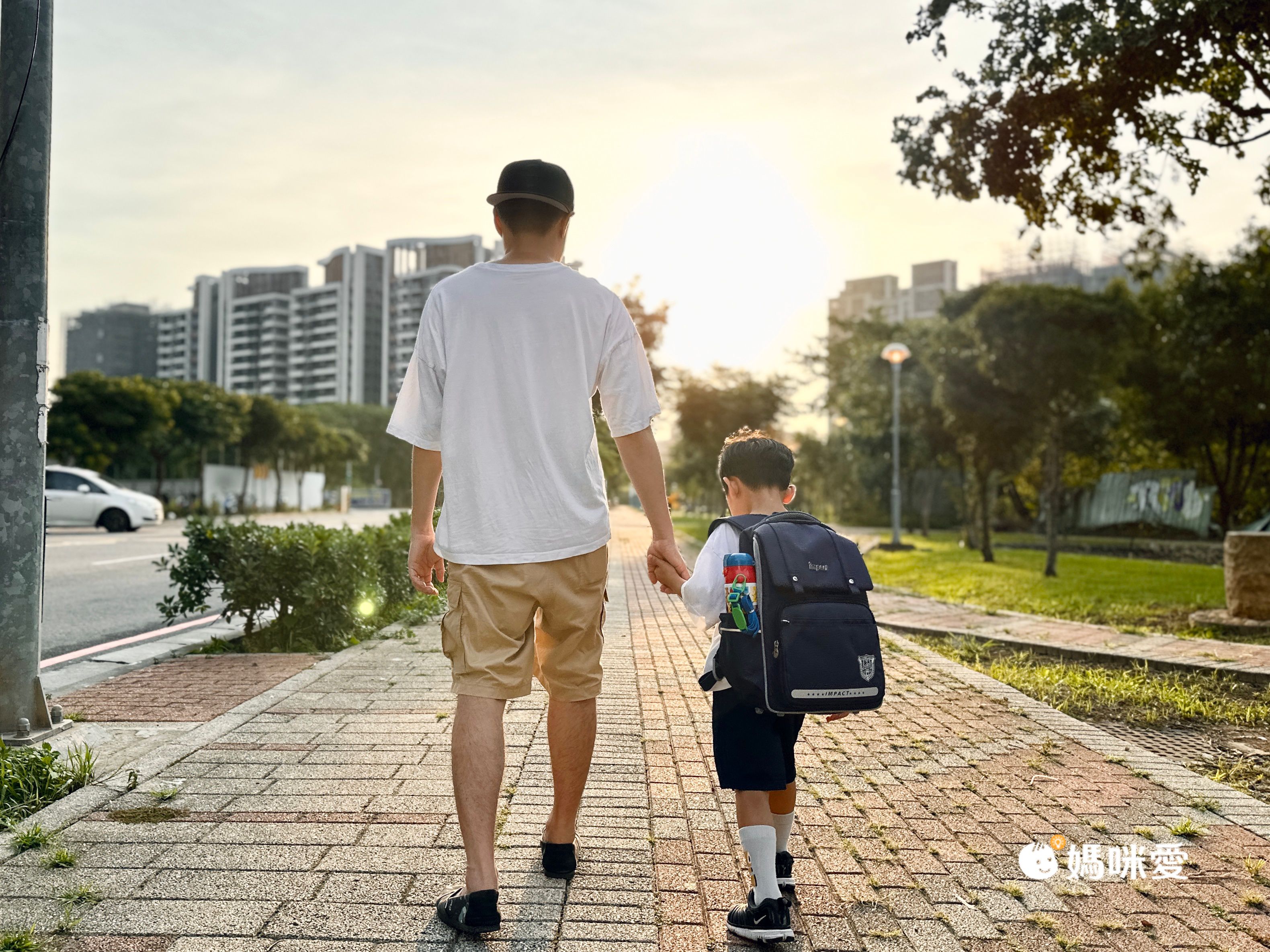 絕版出清！【 impact 怡寶】兒童護脊書包