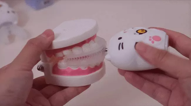 自主潔牙神器【U型電動牙刷】360度全方位潔牙