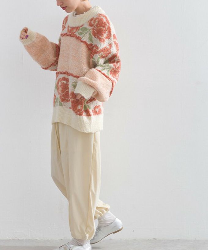 日本 Lupilien - 毛茸感華麗大花朵針織上衣-海軍藍