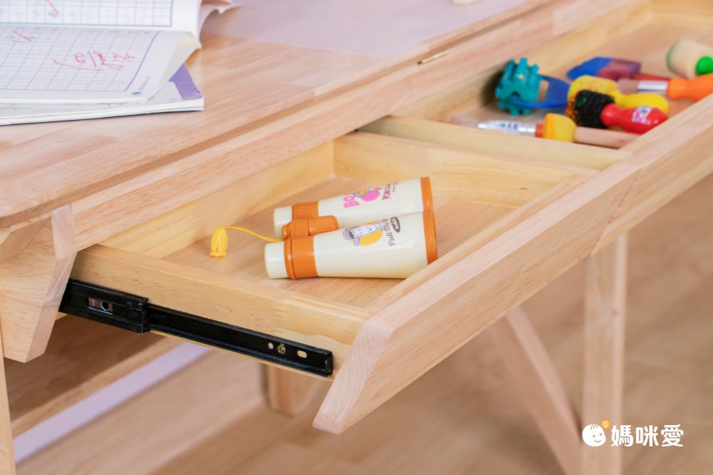 環安傢俱 - 【好好學】成長桌椅組-旗艦組(到府組裝)-(含學習桌+學習椅+創意組合架+書包櫃+側邊延伸櫃，送69*40cm霧透桌墊)-DC-402