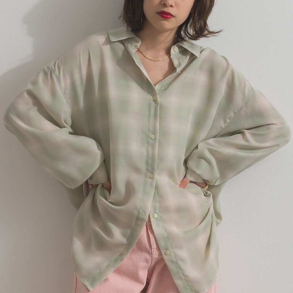 2way穿法輕盈透膚寬版薄襯衫-格紋-淺灰綠