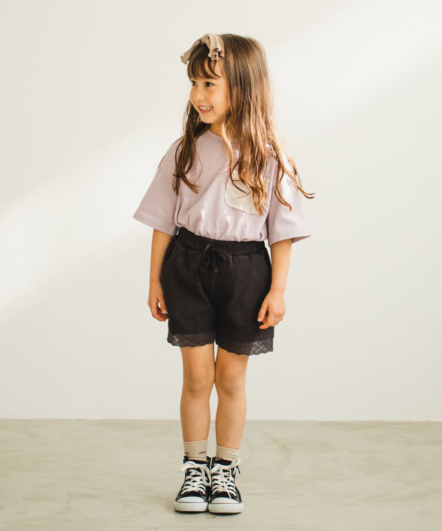 日本 PAIRMANON - 純棉鬆餅紋蕾絲拼接短褲-黑