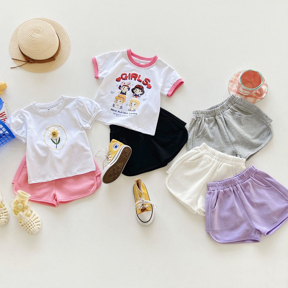 腰鬆緊顯瘦休閒短褲-黑色