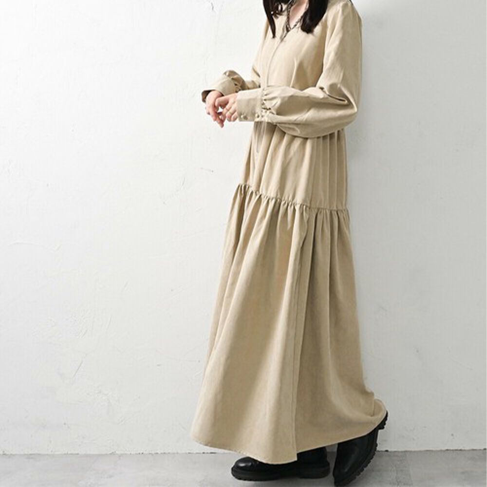 V領拉鏈桃皮絨優美長袖洋裝-米杏