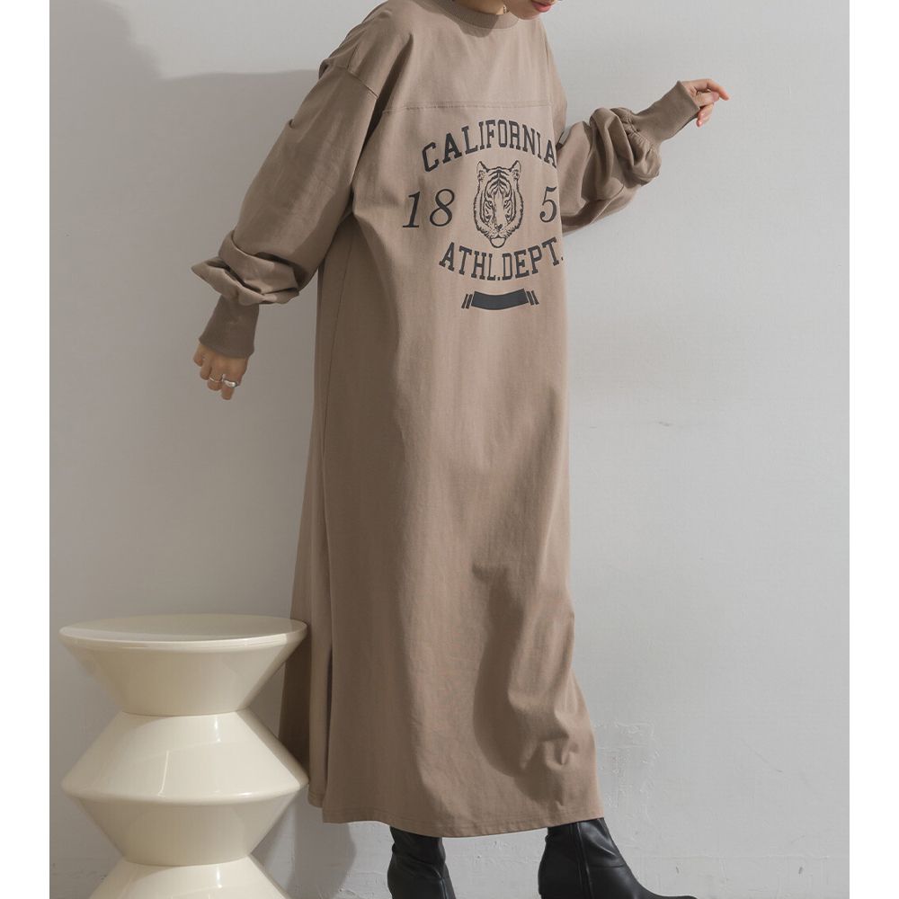 帥氣老虎印花側開叉長袖洋裝-灰棕