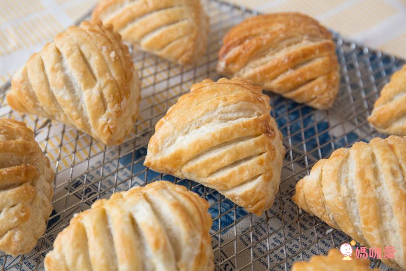 最後一團！【Le Beurre】法國空運直送麵包 ✦ 奶油可頌/蘋果酥/香草卡士達