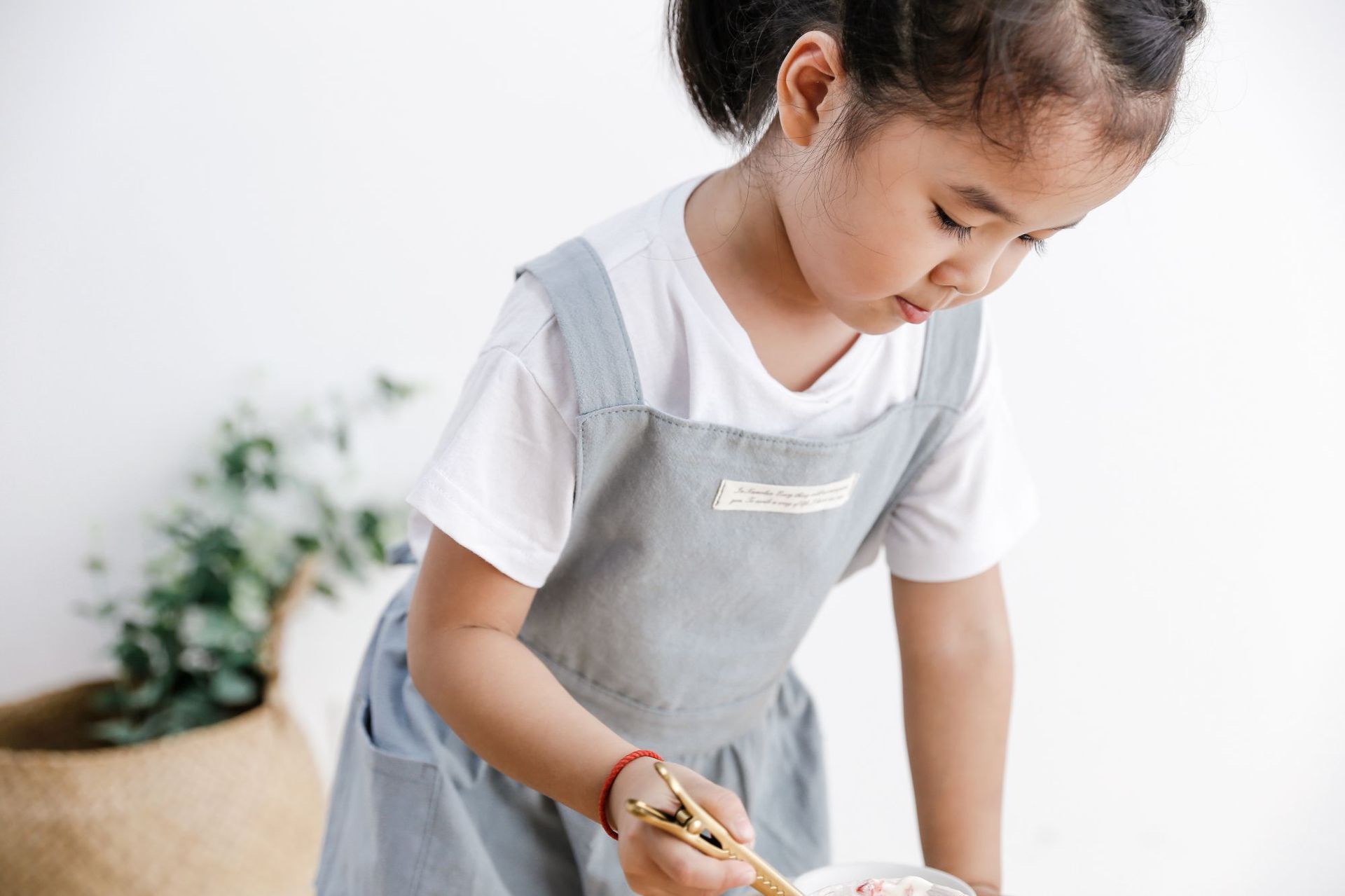 北歐文藝棉麻百褶圍裙-成人款-燕麥色