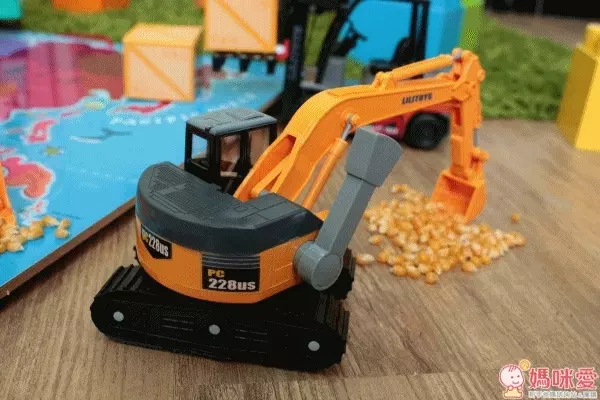 小小家 工程小車車 小怪手