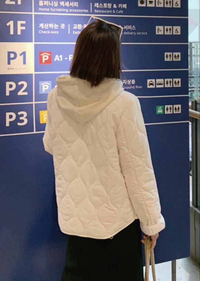 韓國 LANDING - 韓國製絎縫壓紋鋪棉圓領外套-象牙白 (FREE)