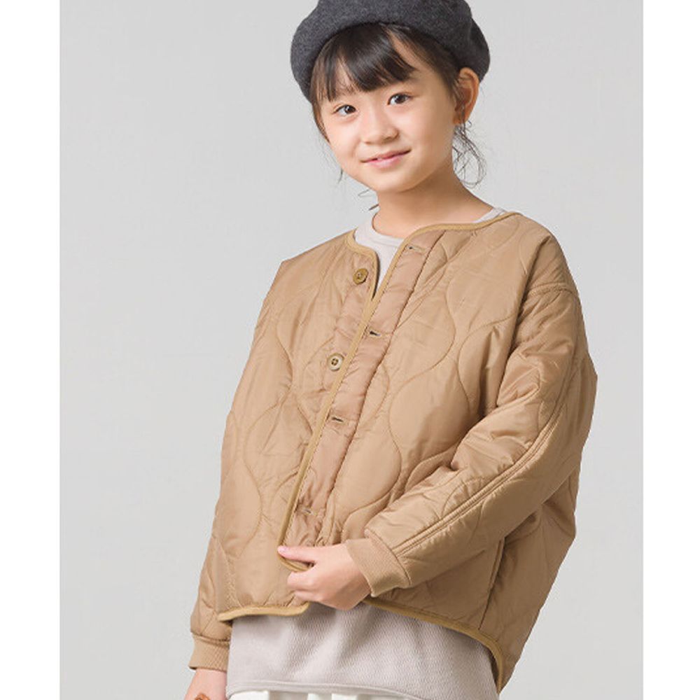 日本 OMNES - (兒童) 輕量斜衣襬衍縫短版保暖外套-杏