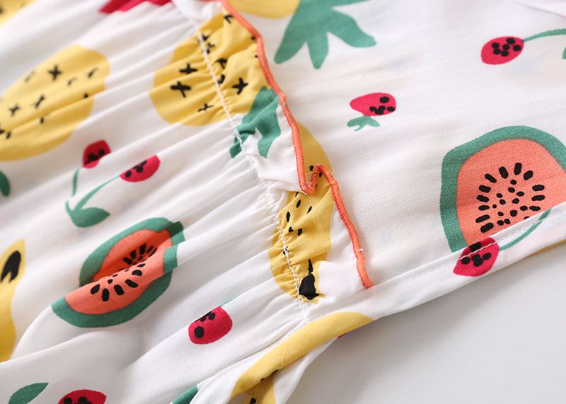 甜美荷葉邊背心洋裝-滿滿水果-白色