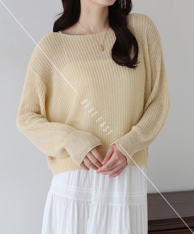 日本 BLUE EAST - 典雅船領閃爍亮片網眼針織上衣-白