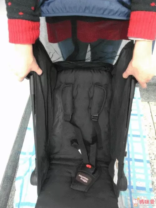 紐西蘭推車第一品牌 Mountain Buggy 推出 Nano 輕量型旅行推車