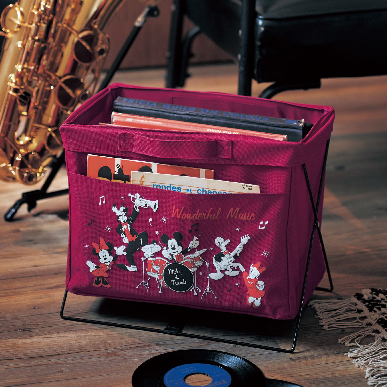 日本千趣會 - 迪士尼 書報雜誌收納架-米奇好朋友樂團-酒紅 (34x20x29.5cm)