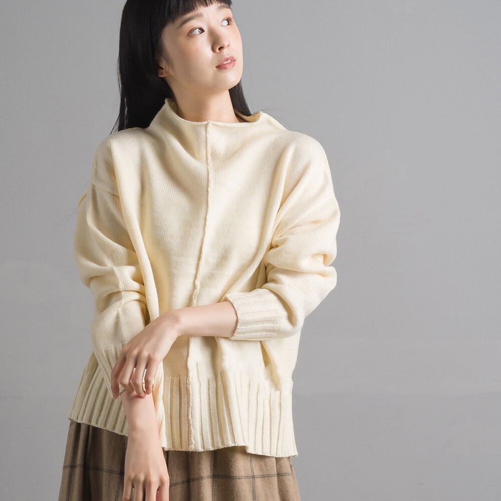 日本 OMNES - 30%羊毛混紡立體縫線設計半高領針織毛衣-象牙 (Free size)