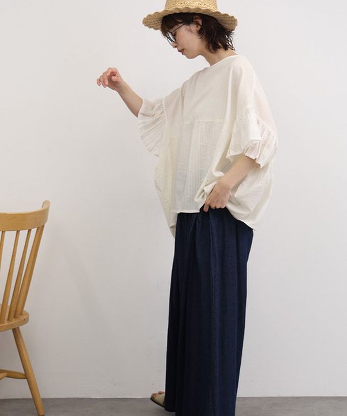 日本 Lupilien - 印度棉 緹花拼接感喇叭短袖上衣-藍紫