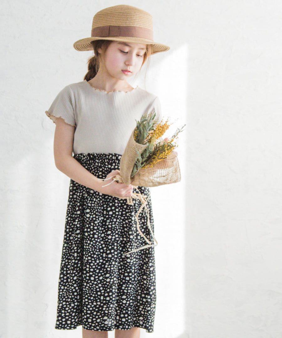 日本 PAIRMANON - 柔棉 異材質拼接木耳邊短袖洋裝-碎花-摩卡x米