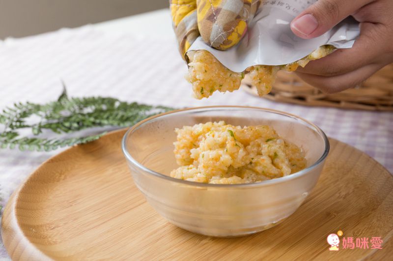 7M寶寶就能吃【寶兒媽咪】寶寶粥 ❤ 營養均衡又省時！