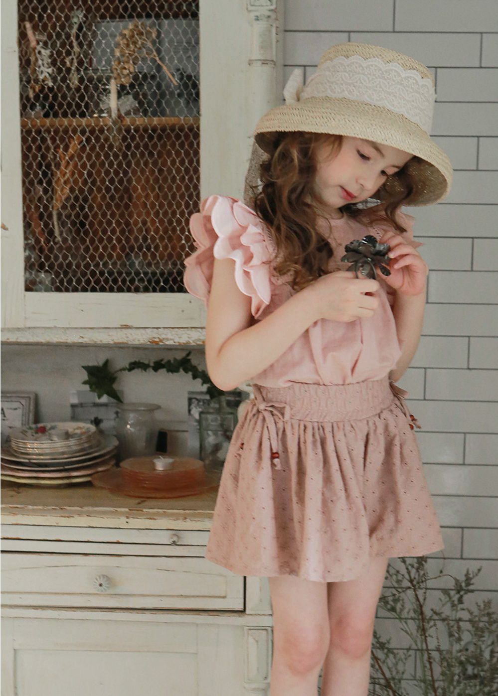 韓國 PuellaFLO - 刺繡後空花朵寬褲裙-藕粉