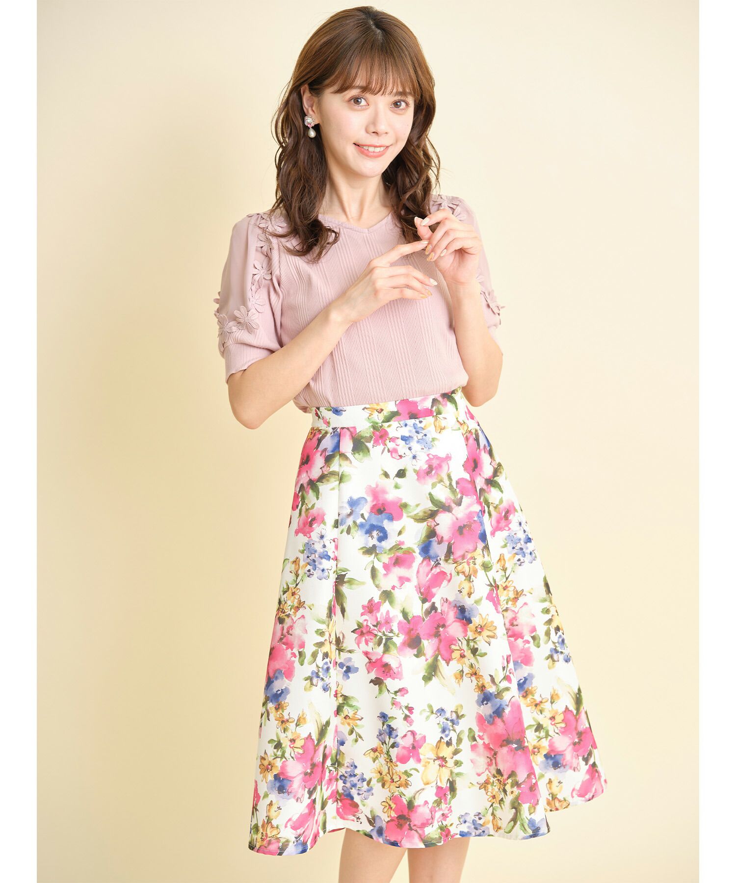 日本 tocco-closet - 水彩花朵華麗感修身傘裙-藍色系