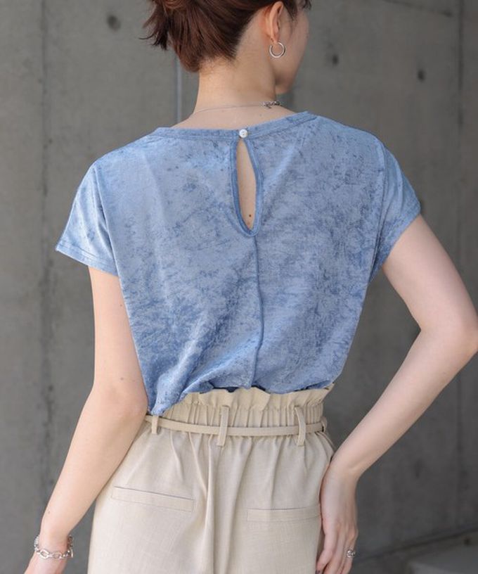 日本 Bab - 微透輕盈天鵝絨法式袖上衣-炭灰 (M)