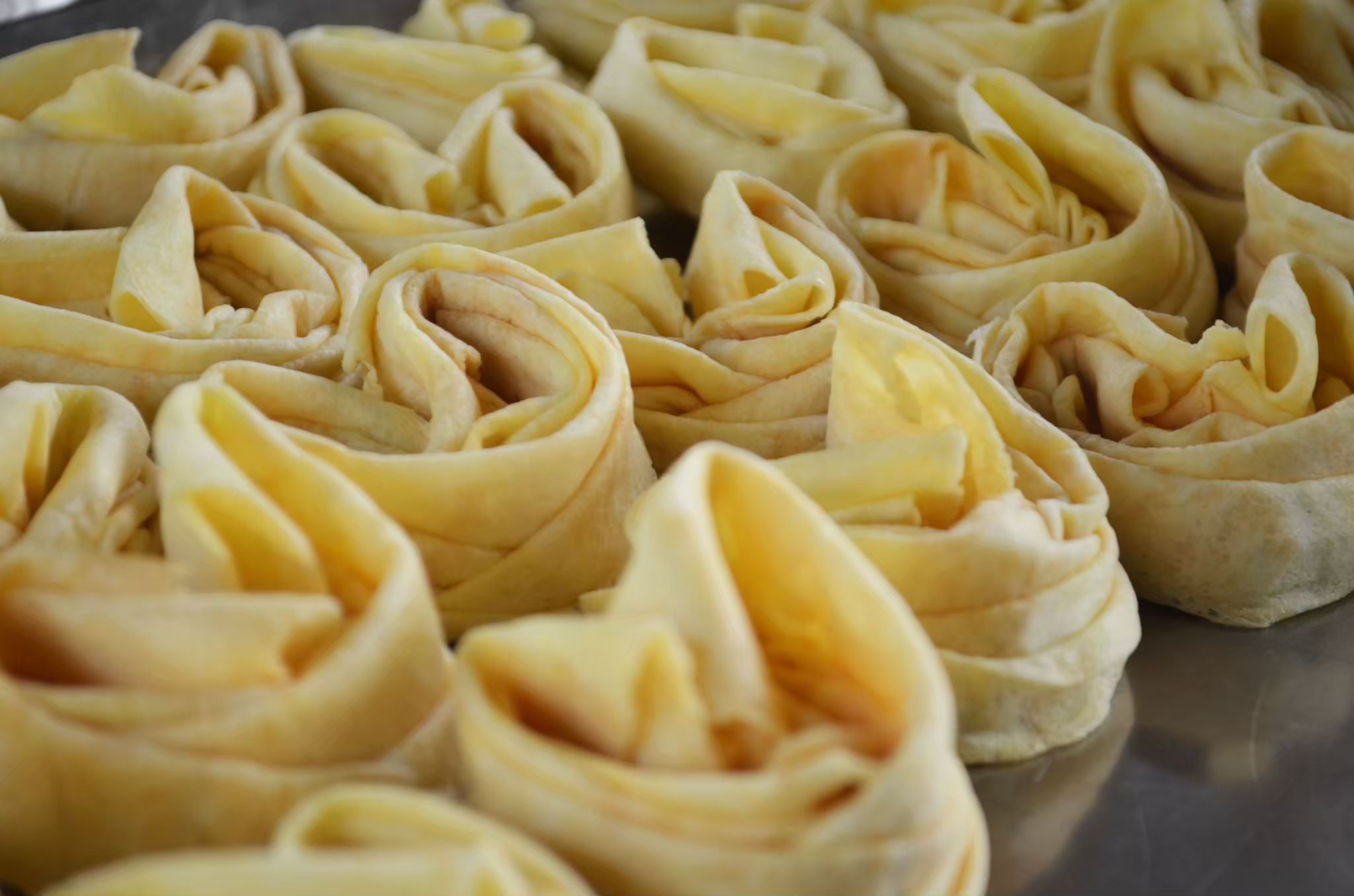 千層酥脆口感【唯渡烘焙】手工月亮蛋捲