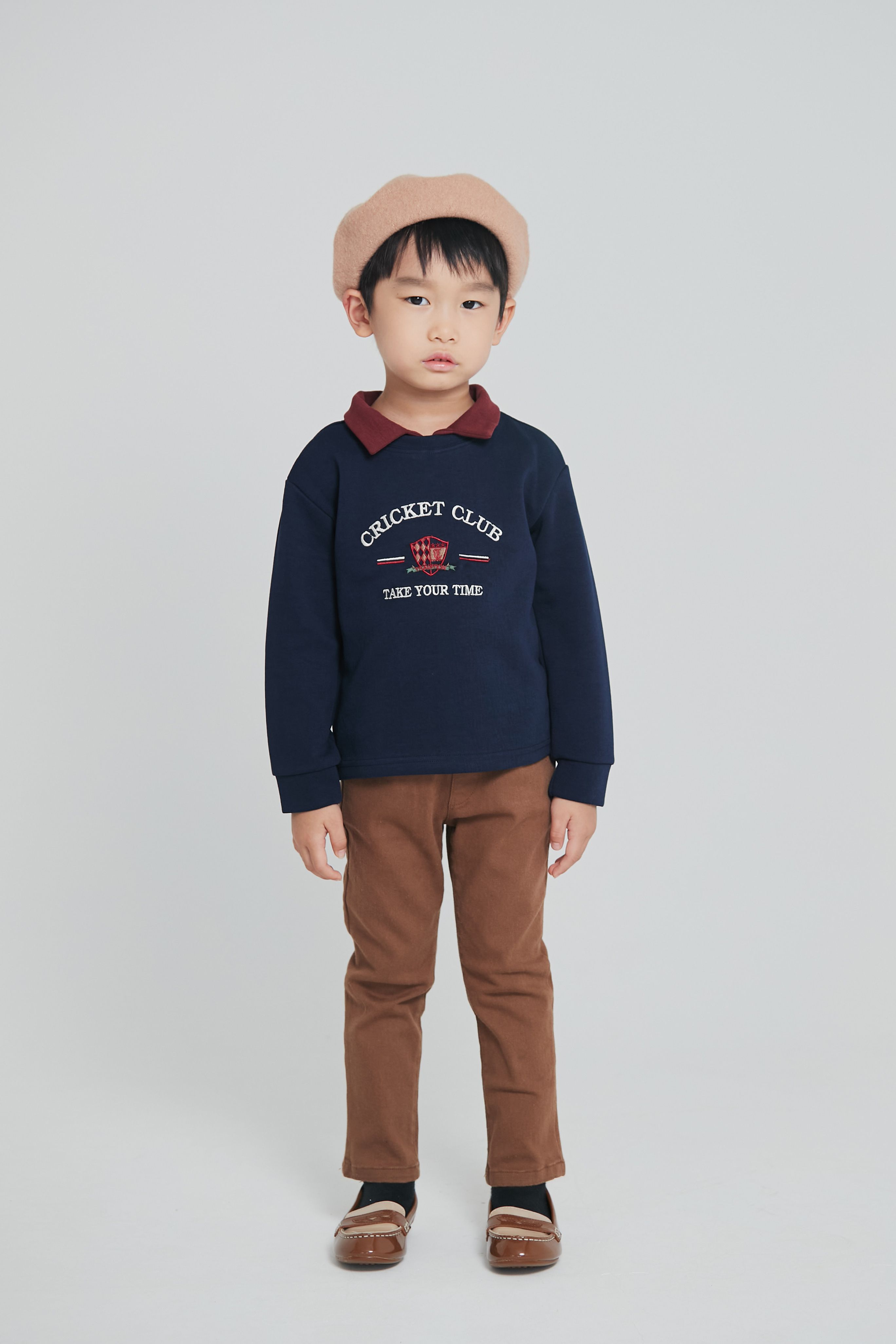 韓國 Coco Bang - 刺繡盾牌文字翻領上衣-深藍