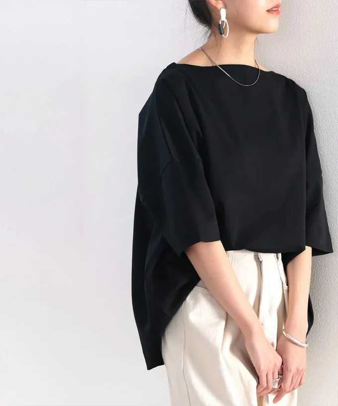 日本 Classical Elf - 船領顯瘦落肩五分袖上衣-黑