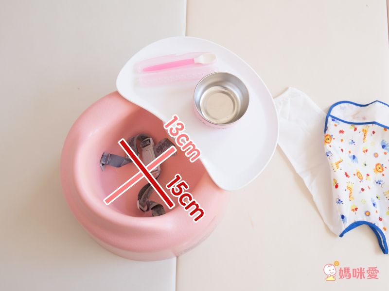 日本阿卡將本舖 Bumbo 幫寶椅