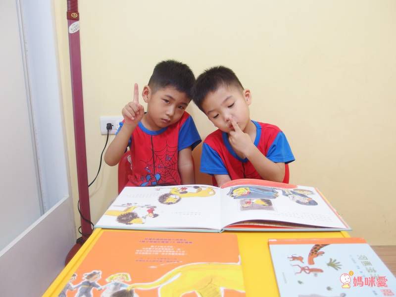 《不會游泳的獅子》學習克服內心的恐懼