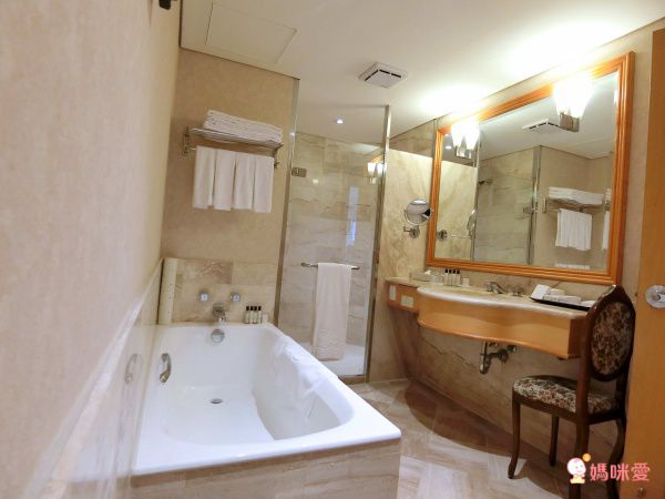 高雄麗尊酒店★人文、服務、美學、設備兼具的五星級飯店