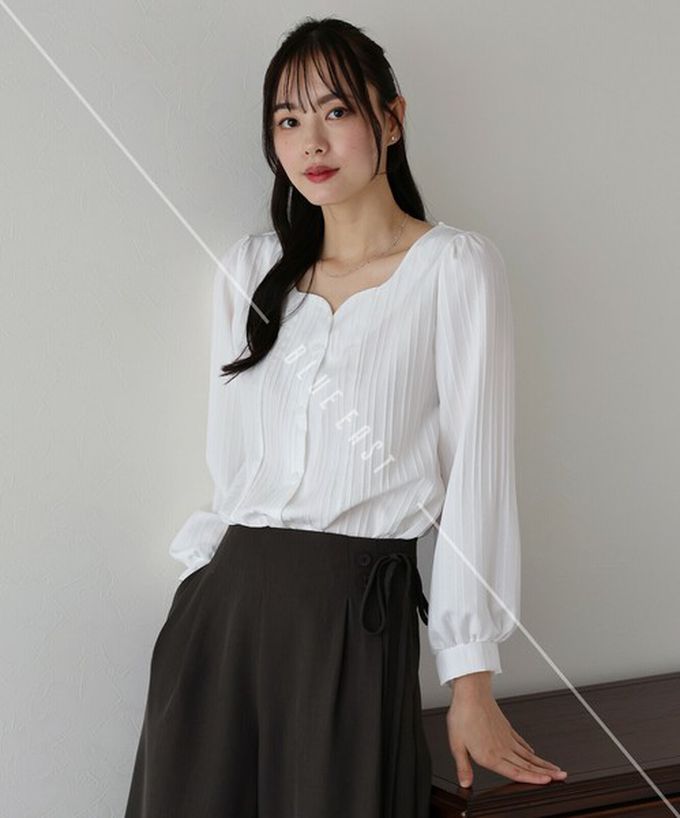 日本 BLUE EAST - 甜美心型領線條紋理長袖襯衫-靛藍