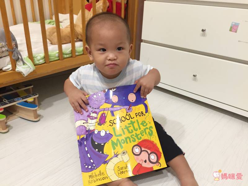 《大象艾瑪ELMER》英文繪本10書＋有聲CD套組✯ 單本不到百元！ 英文親子共讀首選♬