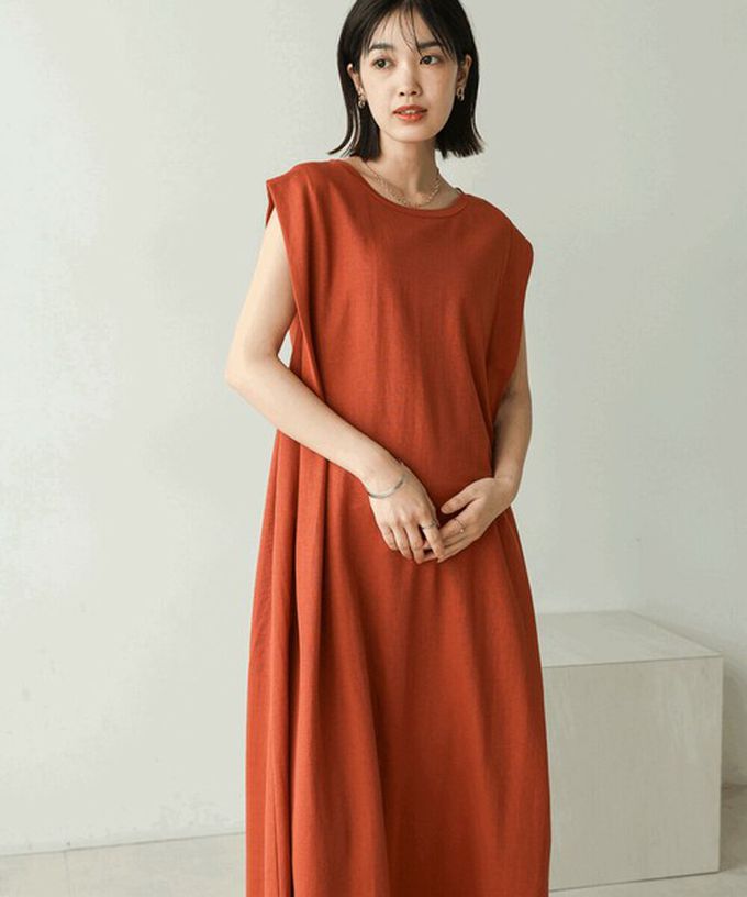 日本 Bab - 透氣嫘縈肩皺摺A字無袖洋裝-黑