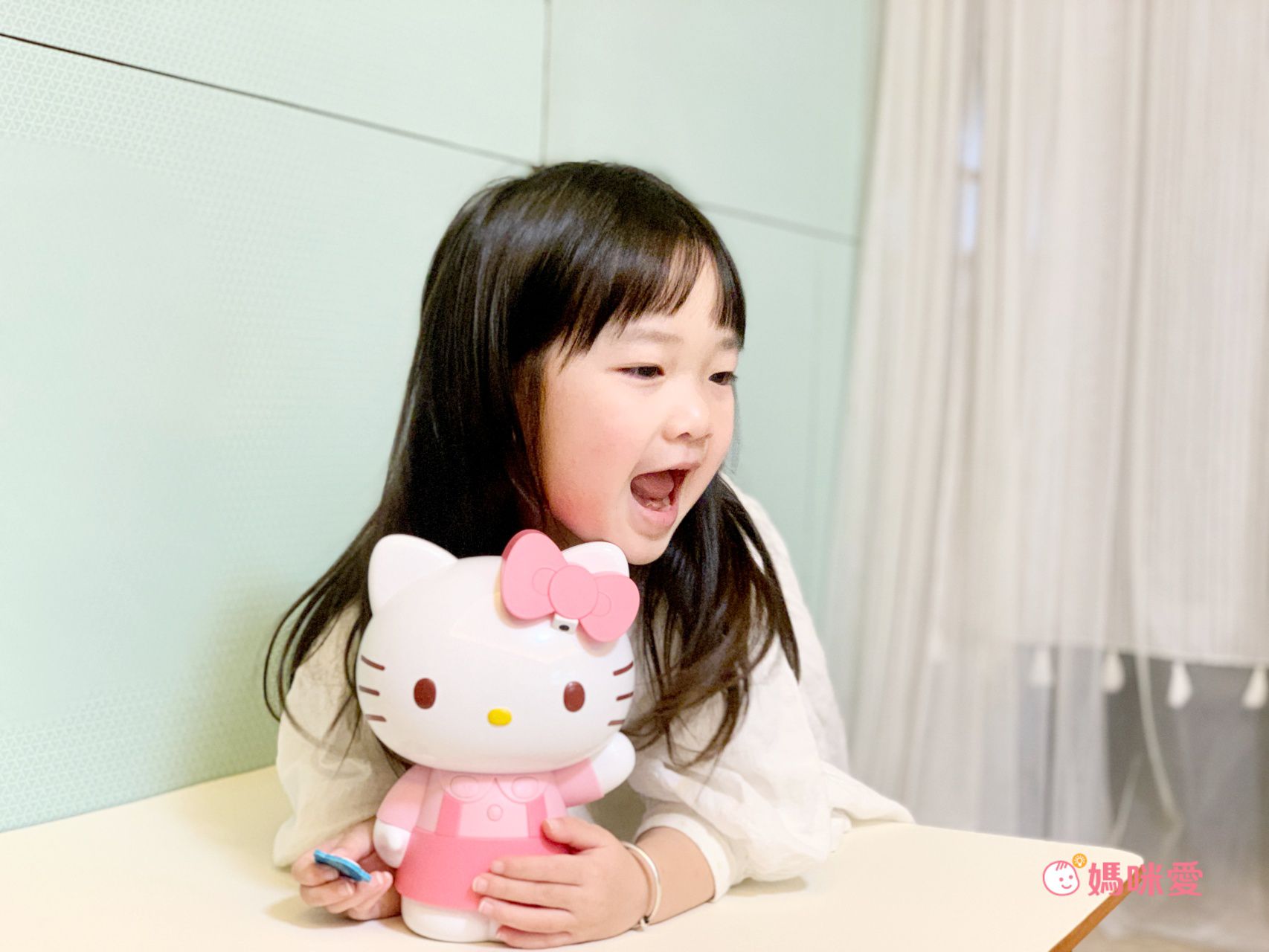 【平台最低價】Hello Kitty AI閱讀機！孩子最佳陪讀玩物