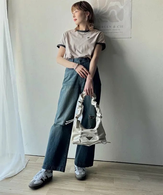 日本 Classical Elf - logo刺繡滾邊光澤感短袖T恤-白