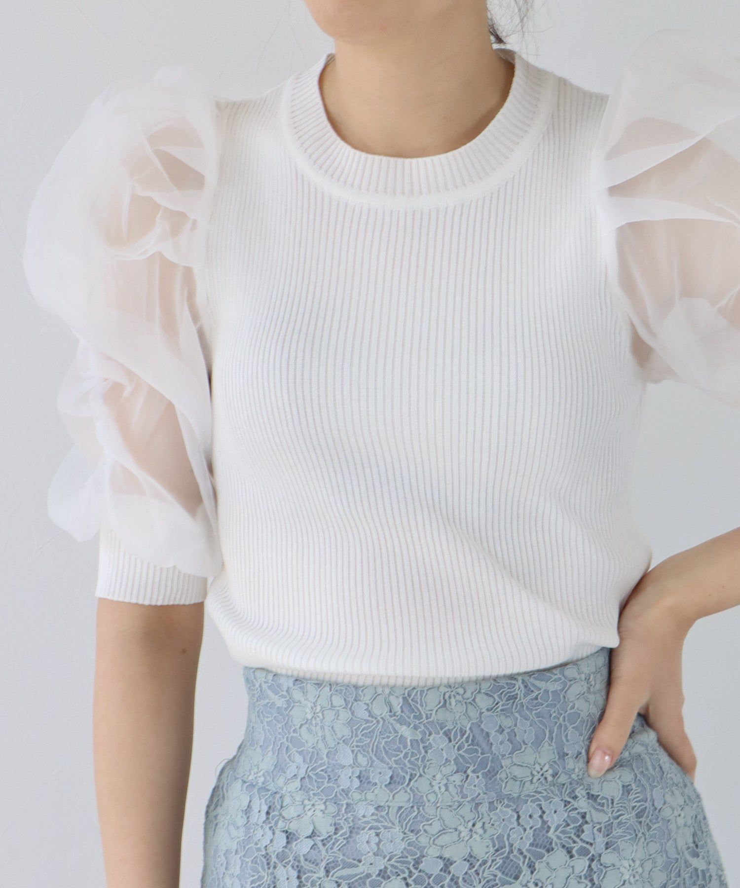 日本 BLUE EAST - 夢幻薄紗拼接五分袖上衣-黑x黑