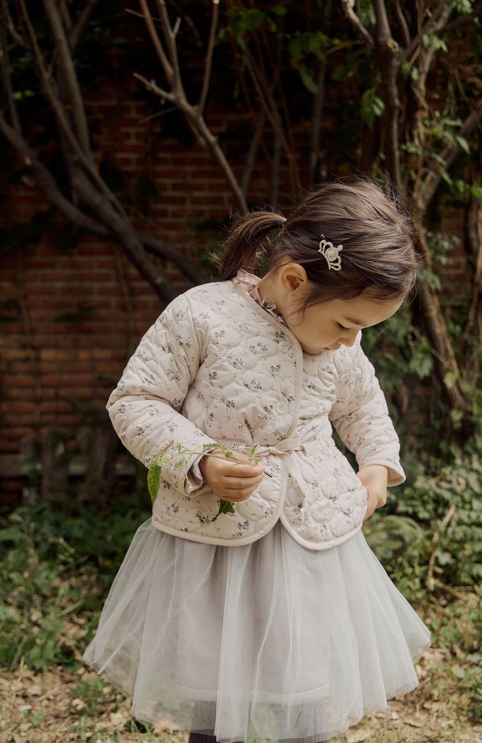 韓國 Puellaflo - 小花無領鋪棉綁帶絎縫外套-淡粉