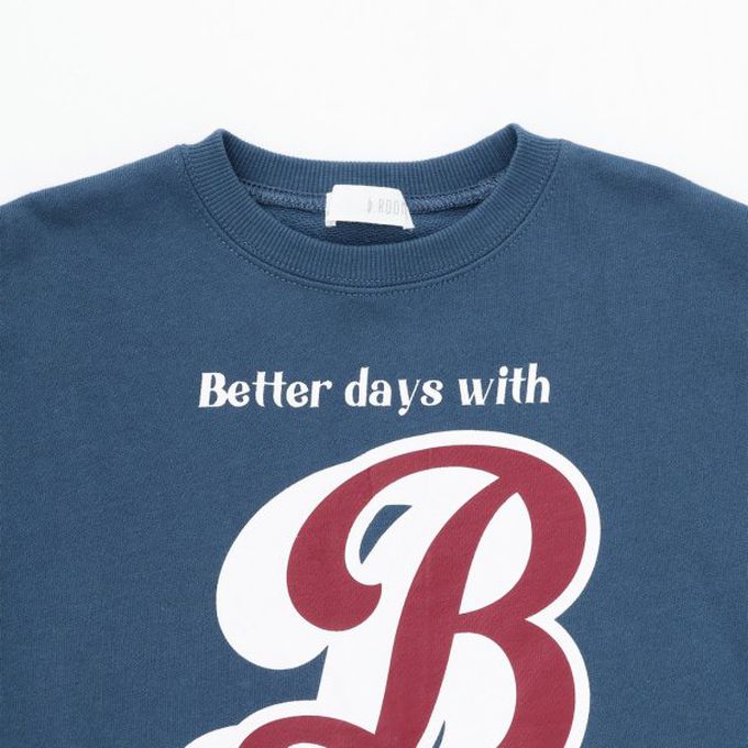 日本 b-ROOM - 100%棉 美式印花縮口大學長袖上衣-深藍