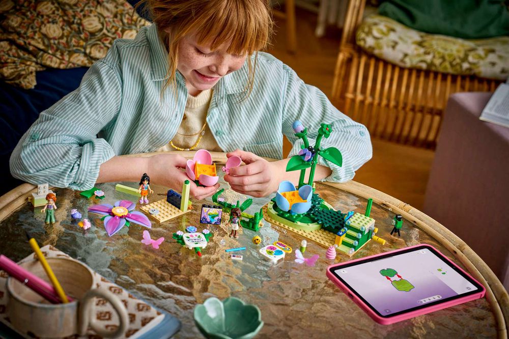 LEGO 42702 花朵和仙子咖啡杯 Spinning Flower & Fairy Teacup Ride