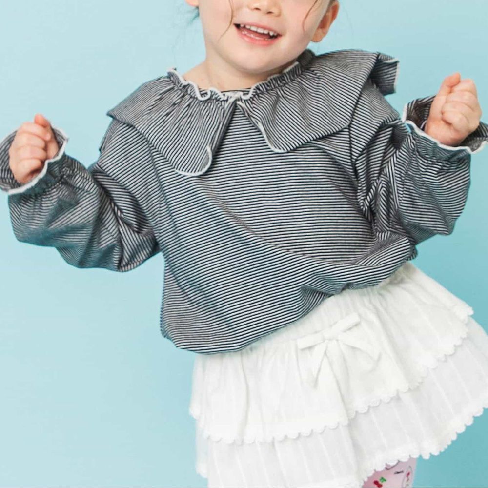 柔和滾邊荷葉領長袖上衣-條紋-黑