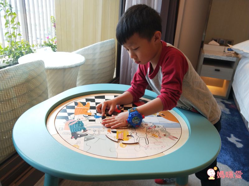 桃園名人堂花園大飯店 - 【兩大一小(6-12歲)】平日入住一泊一食豪華雙人房代訂房專案-有效期限至2024/01/31