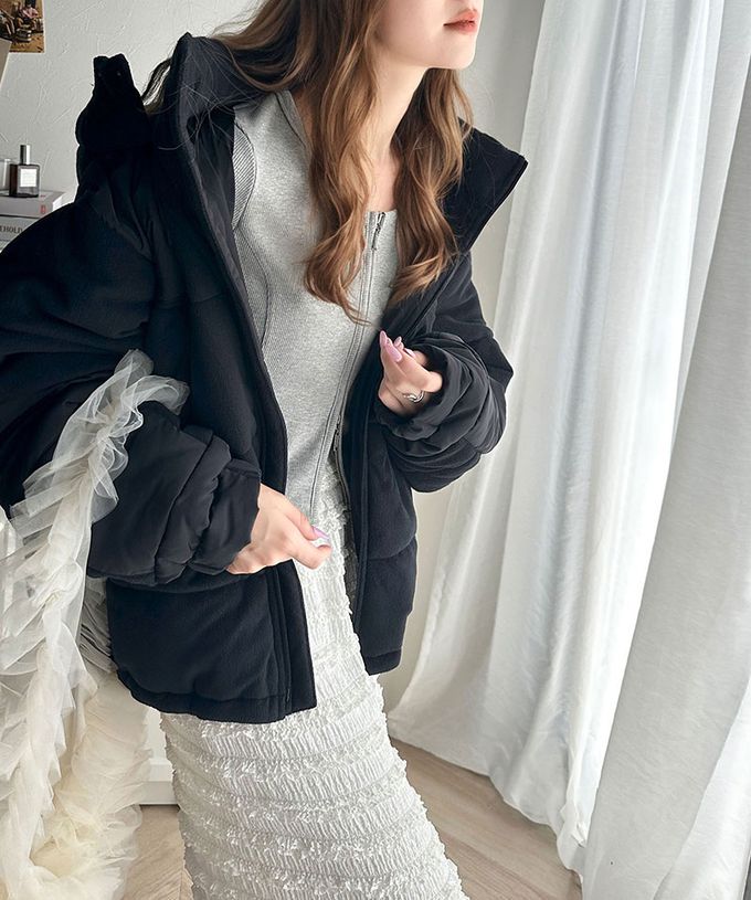 日本 Classical Elf - Java 時尚異素材鋪棉澎澎保暖外套-黑