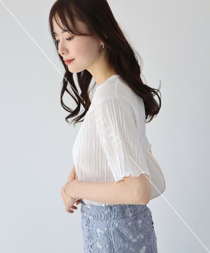 日本 BLUE EAST - 韓國製 圓領貝殼紋光澤短袖上衣-白