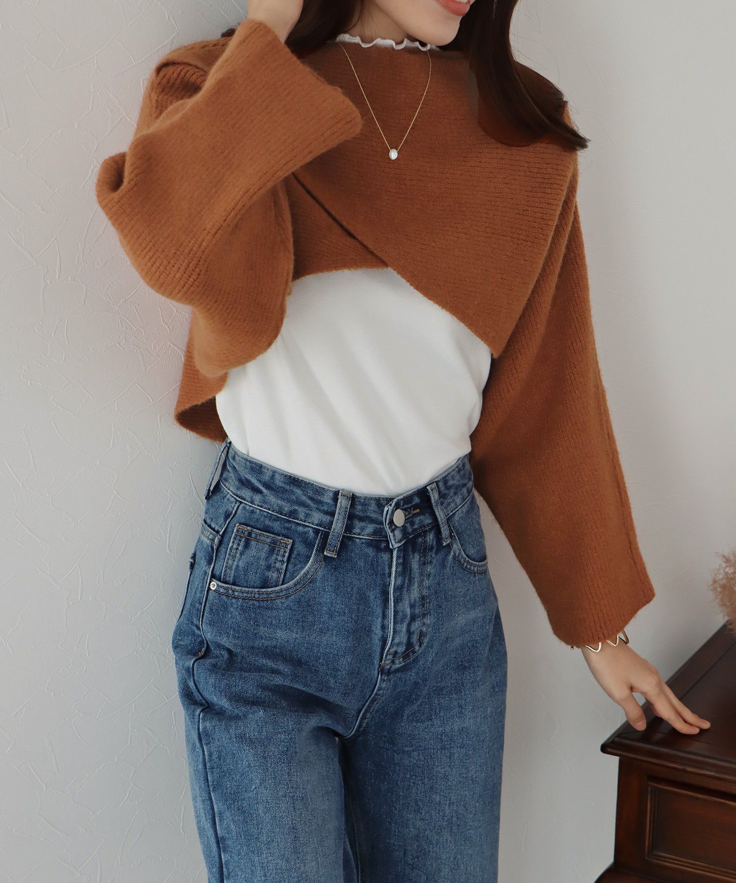 日本 BLUE EAST - 交叉短版針織長袖罩衫-淺灰