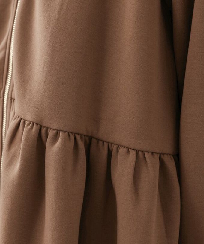 日本 Bab - 可愛荷葉下擺連帽運動風外套-黑